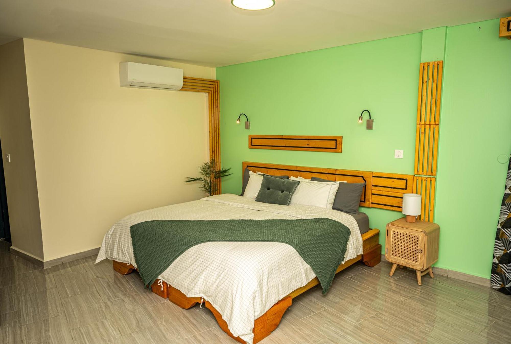 Jade Hotel And Spa Bandrele Exterior photo